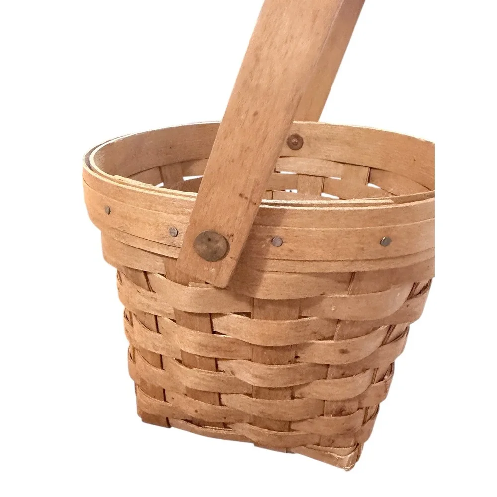 Longaberger Basket Handwoven Round Tapered Swinging Handle Natural Wood USA Made